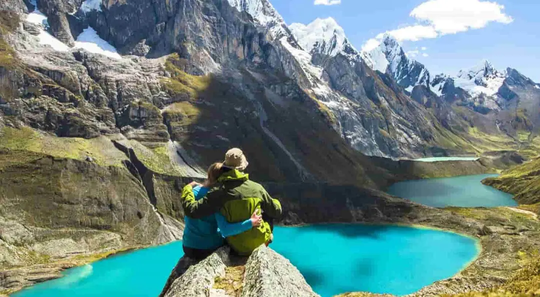Turismo-en-el-Peru-2025-retos-tendencias-y-oportunidades-por-explorar-e1756397598159.jpg