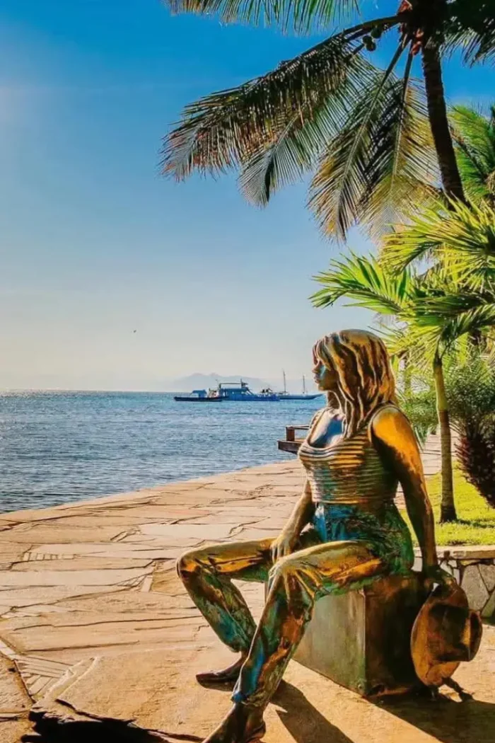Orla Brigitte Bardot - Praia do Canto, Búzios, RJ